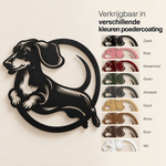 Teckel in cirkel muurdecoratie van staal in negen kleuren